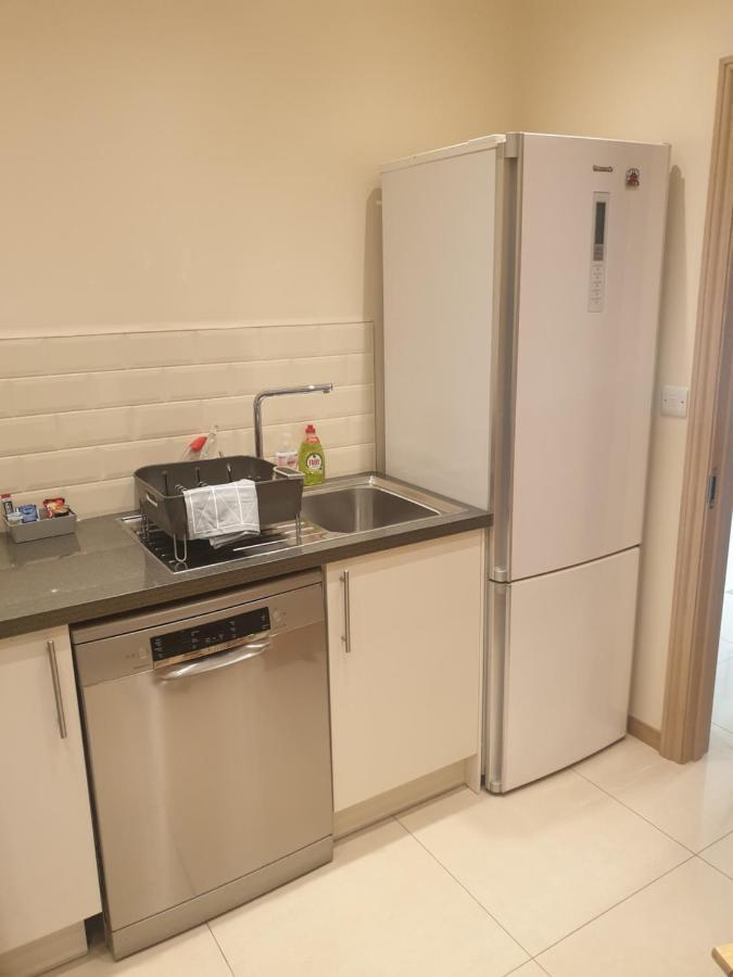London Luxury Apartments 4 Min Walk From Ilford Station, With Free Parking Free Wifi Dış mekan fotoğraf